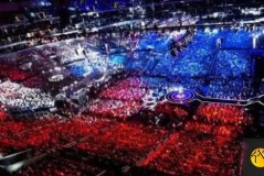 决胜局心理状态解析：JackeyLove的放松打法与团队配合关键